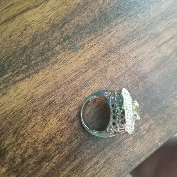 Rings - Picture 3 of 7